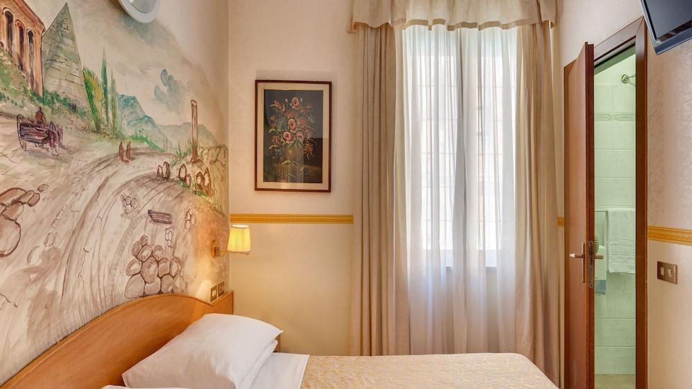Hotel Resi Rome Bagian luar foto