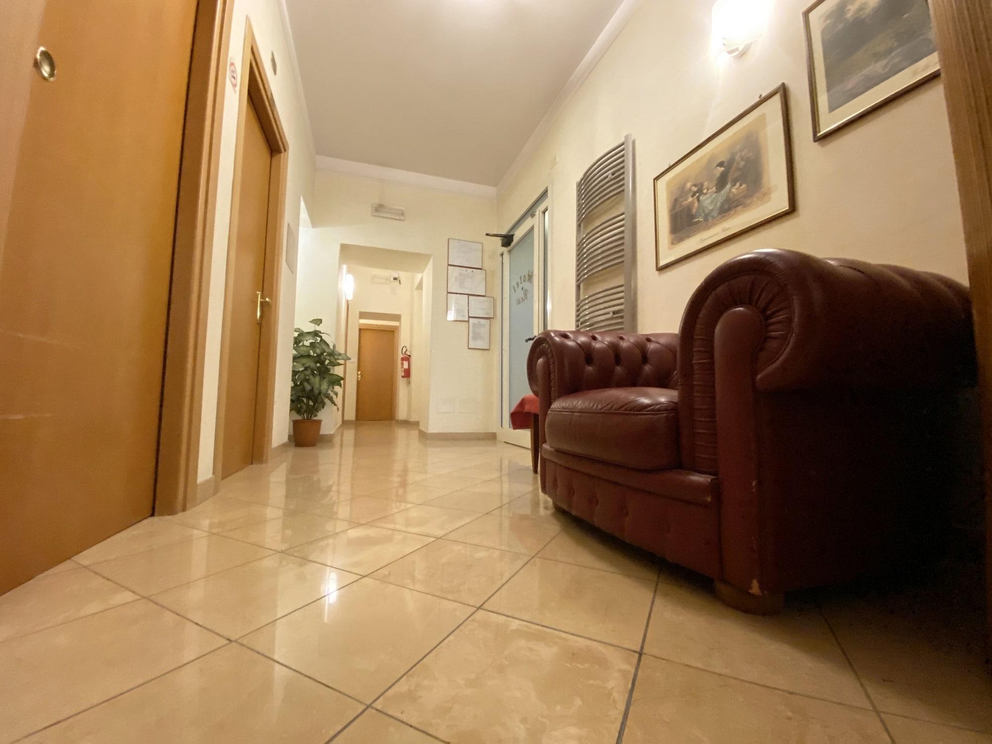 Hotel Resi Rome Bagian luar foto