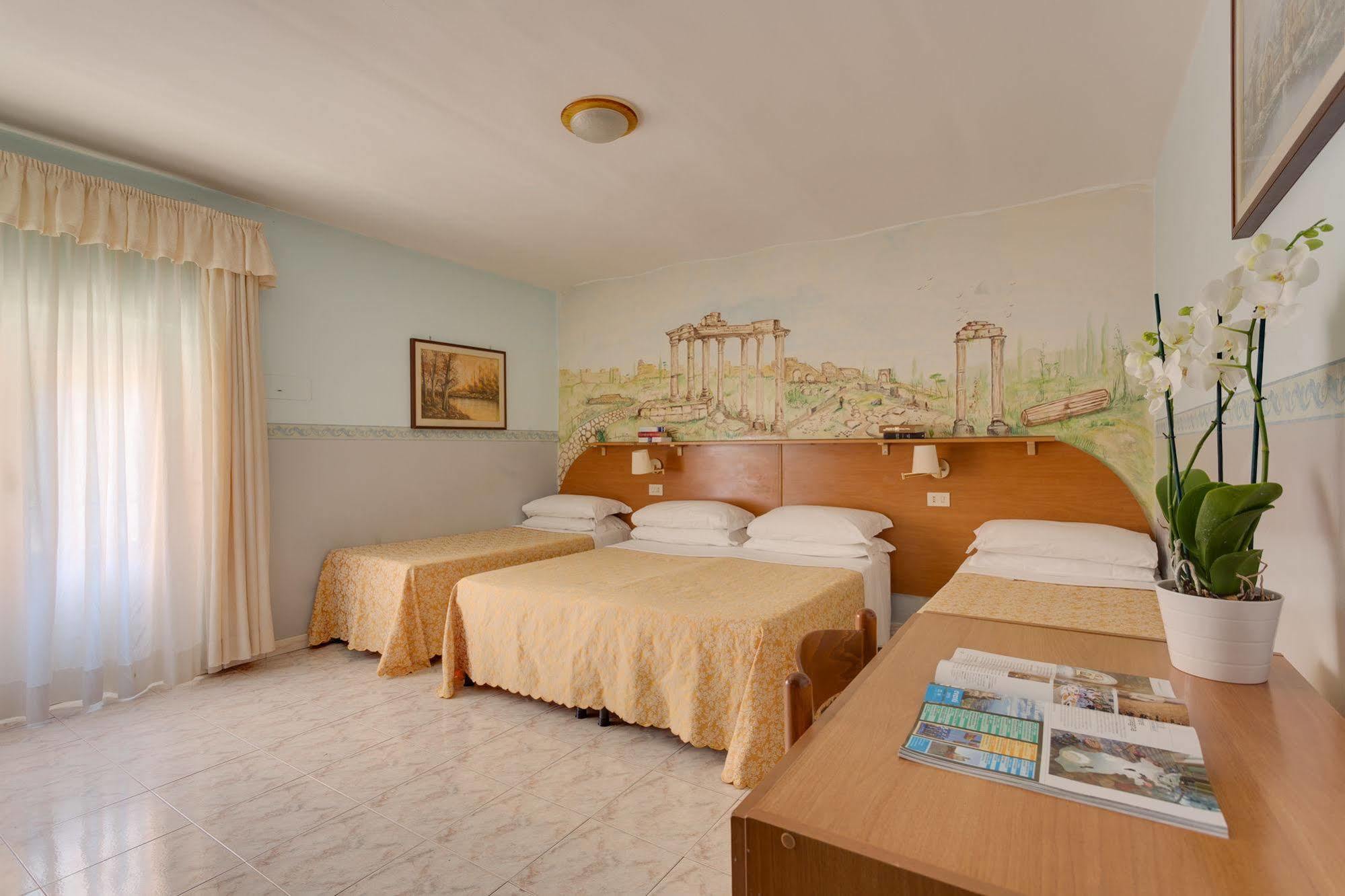 Hotel Resi Rome Bagian luar foto